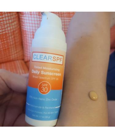 ClearSPF Daily Tinted Moisturizing Sunscreen - Broad Spectrum SPF 30 Lightweight & Hydrating - Exp 03/2025 - International Shipping Available - Buy Online on SooperMarket.com