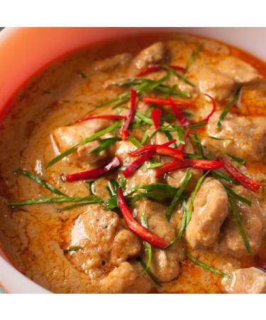 Maesri Panang Curry Paste 14oz - Authentic Thai Flavors | 1 Pack - Buy Online on SooperMarket.com