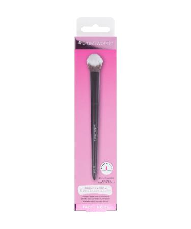 Brushworks No. 25 Brightening Concealer Brush