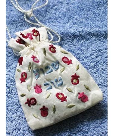 Havdalah Besamim Spice Bag by Yair Emanuel - Shavua Tov Embroidered Cloves (BBE-2) - Buy Online on SooperMarket.com