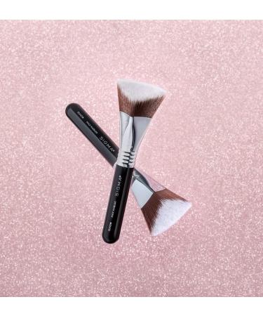 Sigma Beauty 3DHD Max Kabuki Brush - Extra Large Angled Makeup Brush for Liquid & Cream Products - Buy Online on SooperMarket.com