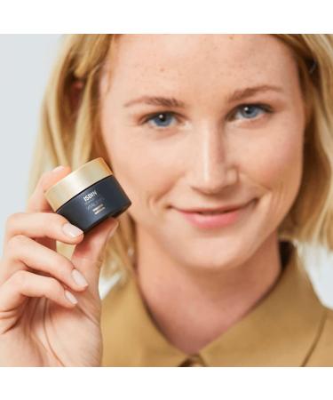 ISDIN Isdinceutics Vital Eyes - Night Eye Cream with Melatonin and Cooling Applicator - Buy Online on SooperMarket.com