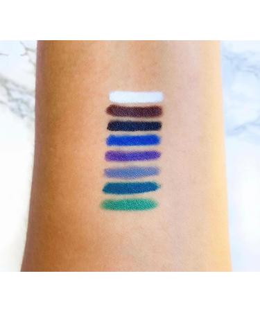 ZUZU LUXE Eye Defining Pencil (Iguana- Grass Green) - Jojoba Seed Oil Infused Eyeliner | Smooth, Defined Eyes | Natural, Paraben-Free, Vegan | 0.04 oz - Buy Online on SooperMarket.com