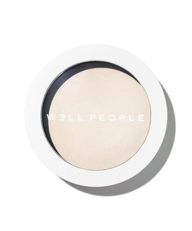 Well People Superpowder Brightening Powder Baked Setting Powder For a Luminous Complexion Blurs Imperfections & Smoothes Skin Vegan & Cruelty-free