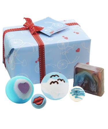 Bomb Cosmetics Free Spirit Handmade Wrapped Bath & Body Gift Pack Contains 5-Pieces 480 g 480 g (Pack of 1) Free Spirit