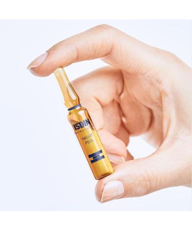 ISDIN Isdinceutics Night Peel (10 ampoules) | Exfoliating Facial Promoting Cell Turnover serum 10 Ampullen - Buy Online on SooperMarket.com