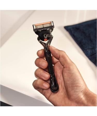 Gillette ProGlide Wet Razor for Men | 5-Blade Razor + 7 Replacement Blades | Perfect Gift for Him - Buy Online on SooperMarket.com