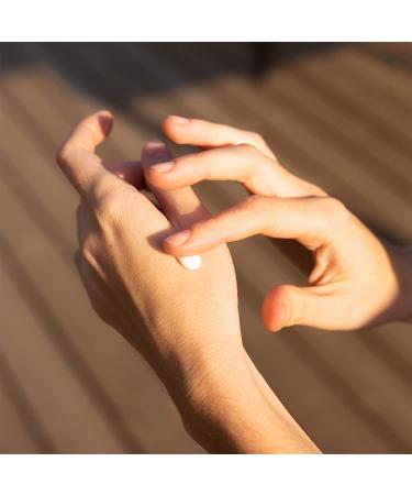 Buy Bread the Sens Almond Hand Cream - 97% Natural Moisture & Care for Dry Hands - Shea Butter & Almond Oil - 30 ml - International Shipping Available - Buy Online on SooperMarket.com