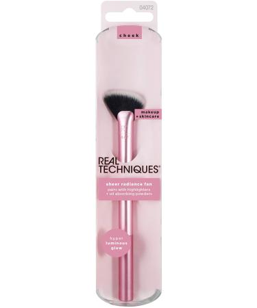 Real Techniques Sheer Radiance Fan Makeup Brush, for Highlighter + Facial Oil Absorbing Powders, Create Face Glow, Cruelty Free Bristles, Aluminum Ferrules, Pink, 1 Count