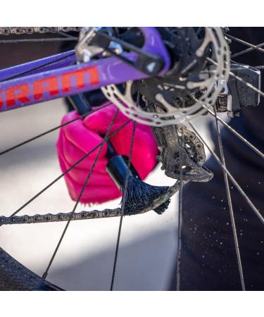 Muc Off Drivetrain Detailing Brush - Easy Grip Handle, Durable Nylon Bristles| Shop Now - Buy Online on SooperMarket.com
