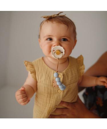 Frigg Daisy Latex Pacifier Set | 2-Pack BPA-Free Natural Rubber | Symmetrical Cherry Shape | Made in Denmark | Size 1 (0-6 Months) - Buy Online on SooperMarket.com