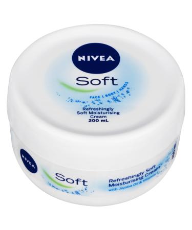 Nivea Soft Refreshingly Soft Moisturizing Cream 200 Ml