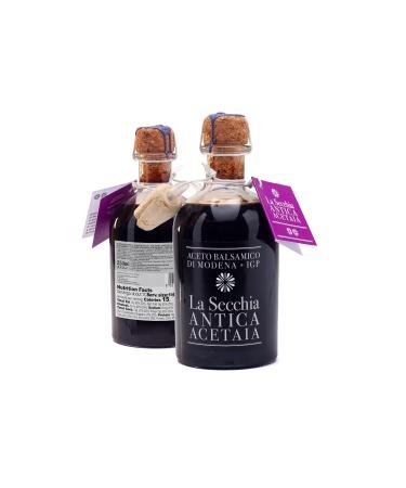 La Secchia - Balsamico vinegar from Modena IGP "Two stars" matured in 8 oak barrels medium to low density 250 ml bottle with cork dosing closure traditional balsamic vinegar G.G.A.