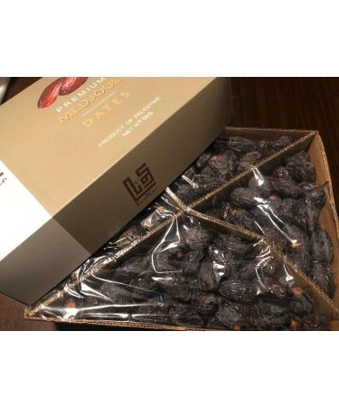 Premium Large Palestinian medjoul/Medjool Dates 5 Kg Gift Box by Kawthar - Buy Online on SooperMarket.com
