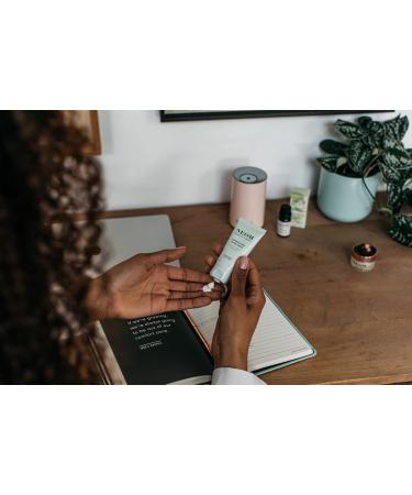 NEOM- Moments of Wellbeing in the Palm Of Your Hand Gift Set | 4x30ml Luxury Hand Creams | Mother's Day | Gift | Essential Oil - Buy Online on SooperMarket.com
