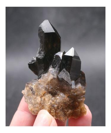 Meditation Home Decor Natural Black Quartz Crystal Cluster Natural ore Sample Stone Healing Crystal for Home Decoration Collection and Gift Meditation Reiki 80g-100g Black