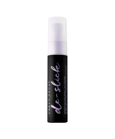 Urban Decay De-Slick Oil Control Matte Makeup Setting Spray - Controls Oil, Blocks Shine & Locks Makeup in Place - Oil-Free, Microfine Face Mist 1 Fl Oz (Pack of 1)