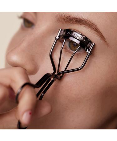 Shiseido Eyelash Curler Pad with 2 Refill Pads for Perfectly Curled Lashes - Buy Online on SooperMarket.com
