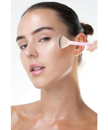 Brushworks HD Fan Brush - Premium Quality Makeup Brush for Flawless Application | International Shipping Available - Buy Online on SooperMarket.com