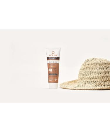 Ecran Sunnique Broncea+ Gel-Crema SPF30 250ml - Optimal Sun Protection for All Skin Types | International Shipping Available - Buy Online on SooperMarket.com