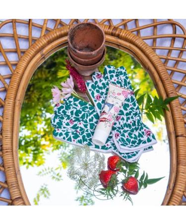 Cath Kidston Beauty Artist Kingdom Gardening Gloves Set with 100ml Hand Cream - 235g Gardener's Gloves Included - Buy Online on SooperMarket.com