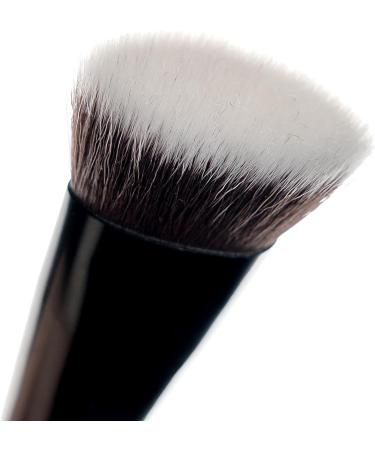 Brushworks No. 11 Flat Top Contour Brush - Buy Online on SooperMarket.com
