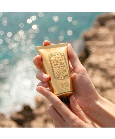 Panier des Sens Jasmine Hand Cream - 2.6floz/75ml - Moisturizing Mask with Olive and Almond Oil - Made in France - 96% Natural Ingredients - Buy Online on SooperMarket.com