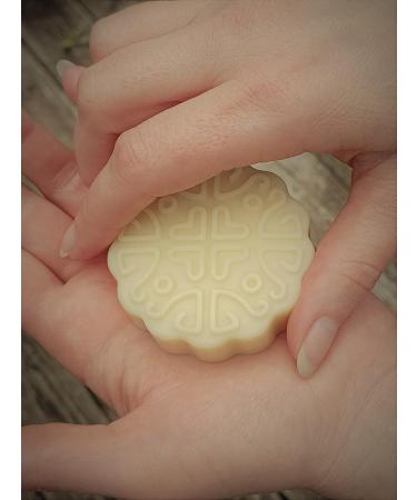 Vanilla Cashmere Lotion Bar | Goat Milk & Beeswax | Eco-Friendly Travel Lotion for Dry Skin | Zero Waste Moisturizer - Buy Online on SooperMarket.com