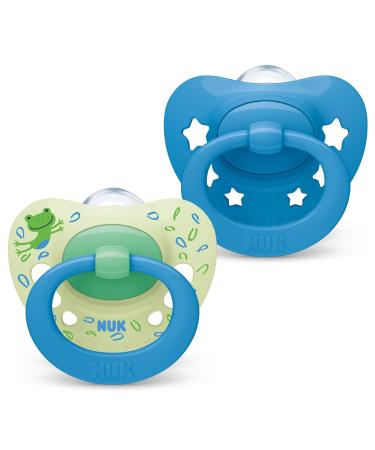 Nuk signature baby pacifier |6-18 months |Calms 95 % of the babies |BPA-free silicone pacifier in heart shape |With etui |Blue stars |2 pieces 6-18m standard blue old.