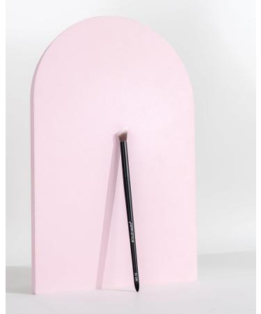 Brushworks No. 15 Angled Blending Eye Brush - Buy Online on SooperMarket.com