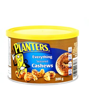 PLANTERS Everything Seasoned Cashews Brown
