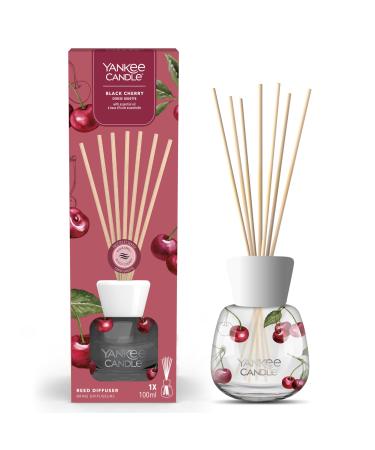 Yankee Candle Signature Scented Reed Diffuser | Black Cherry Aroma Diffuser | up to 10 Weeks of Fragrance | 100 ml | Perfect Gifts for Women
