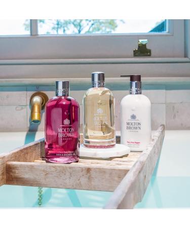 Molton Brown Fiery Pink Pepper Bath and Shower Gel 300ml - Luxurious Cleansing Experience - Buy Online on SooperMarket.com