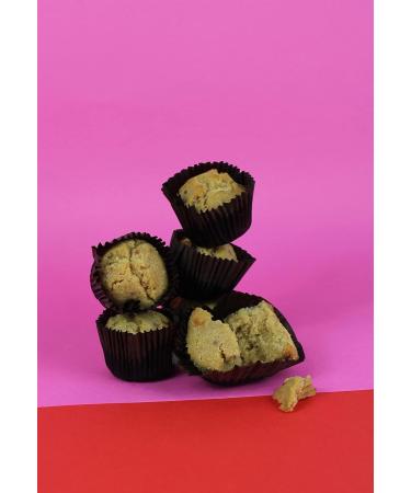Fatt Ketogenic Raspberry Ripple Muffin - 10 x 40g Muffins - 2.7 g carbs - 100% Natural Low Carb Keto Snack with Super Fats - No added sweeteners - Low Carb Keto Snack with High Nutrition - Aka Fattbar Raspberry Ripple 10 Pack - Buy Online on SooperMarket.com