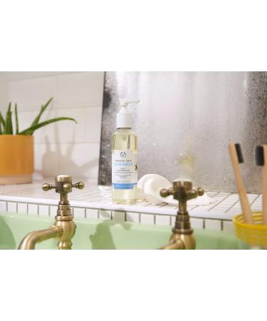The Body Shop Camomile Silky Cleansing Oil 200ml - Gentle Makeup Remover - Buy Online on SooperMarket.com