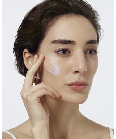 L'Or al Paris Revitalift Filler Nachtpflege - Anti-Aging Gesichtscreme mit Hyalurons ure 2 x 50 ml - Anti-Falten & Volumen Pflege - Buy Online on SooperMarket.com