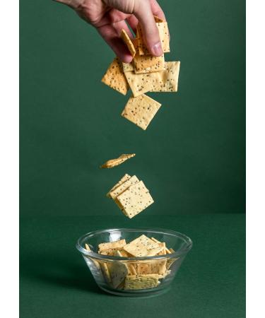 KoRo Crackers Spelt-Chia 6 x 500g - Vegan Low Sugar Salted Snacks - International Shipping Available - Buy Online on SooperMarket.com