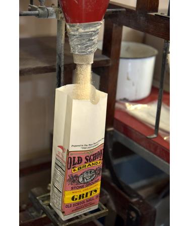 Stone Ground White Corn Grits Non-GMO - 30 oz Bag - Buy Online on SooperMarket.com