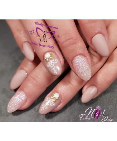 Magic White 25g Glitter Powder Spray Versatile Glitter for Skin & Hair in Easy Pump Bottle - Buy Online on SooperMarket.com
