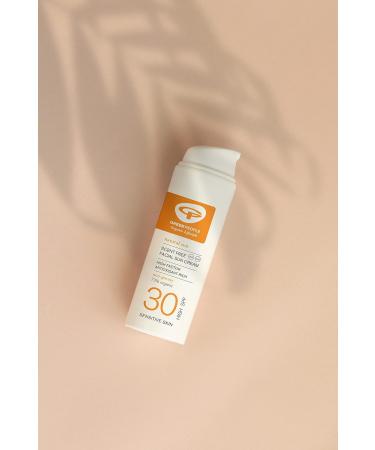 Green People Scent Free Facial Sun Cream SPF30 50ml | Natural Organic Face Sunscreen | Eczema Friendly | Vegan & Cruelty-Free - Buy Online on SooperMarket.com