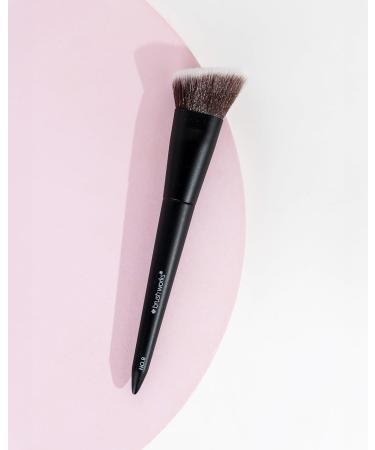 Brushworks No. 9 Angled Flat Top Foundation Buffing Brush - Buy Online on SooperMarket.com