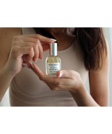 Herb & Root Tuberose Jasmine Rose & Orris Floral Fragrance for Women Clean Cruelty-Free Phthalate & Paraben-Free | Moonflower Eau de Parfum 1 fl oz  - Buy Online on SooperMarket.com