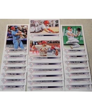 St. Louis Cardinals 2022 Topps Complete Mint Hand Collated 21 Card Team Set Featuring Yadier Molina and Adam Wainwright Plus a Lars Nootbaar Rookie Card and More