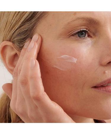 Balance Me Ceramide Barrier Booster 30ml | Lightweight Gel-Cream Hydrates & Locks in Moisture | All-Day Comfort for a Balanced Complexion - Shop Now - Buy Online on SooperMarket.com