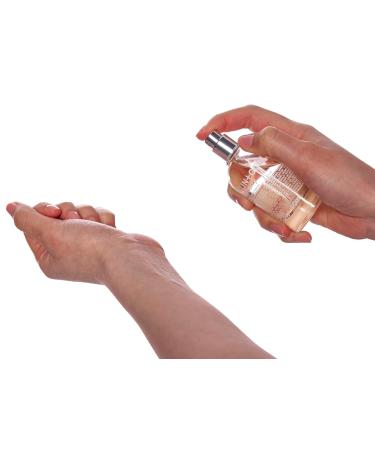 Malin + Goetz Eau de Parfum Men & Women's Perfume Garden Berry Fragrance Fresh & Comforting Scented Perfume Bright & Evolved Vegan & Cruelty Free Strawberry - Buy Online on SooperMarket.com