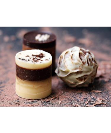 Callebaut W2 White Chocolate Couverture Callets - 28% Cocoa 2500g Pack | International Shipping Available - Buy Online on SooperMarket.com