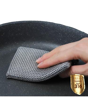 ERGONOW Cast Iron Chain Scrubber with Fine Ring - 316 Stainless Steel Scouring Pad Pan Cleaner (Standard)