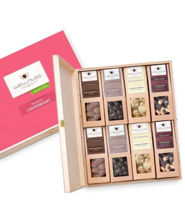 Wellnuss "Ladiesnight"- Premium gift set for women i 8 nut & chocolate snacks I gift idea for women girlfriend mother sister (8 snacks in the birch wood box best of chocolate) Best of Chocolate 8 snacks in the birch wood box