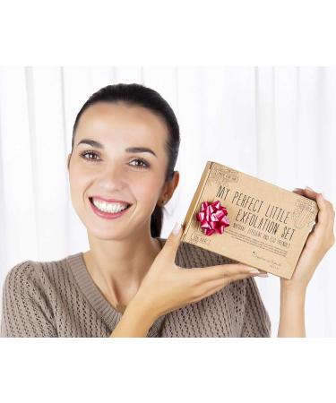 Stephanie Franck Beauty Bath Set - Exfoliating Loofah Sisal & Hemp Gloves for Glowing Skin | International Shipping Available - Buy Online on SooperMarket.com