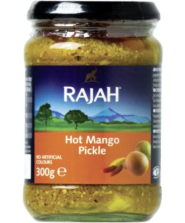 Rajah Hot Mango Pickle - Sharp Mangos - Ideal as an accompaniment to curry meat cheese popcadums & starters - 3 x 300 g Mango Pickle Sharp 300 g (3 -pack)